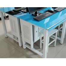 計算機(jī)操作桌